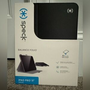 Great Speck black balance Folio for iPad Pro 11" 2024 pencil holder New